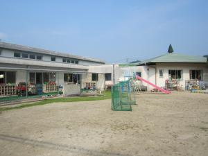 竜東保育園園舎